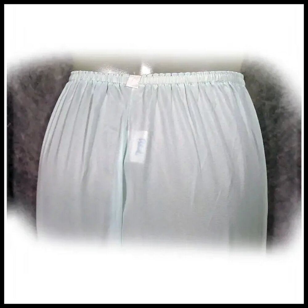 Vintage Sheer Satiny Nylon Pajamas from Philmaid, Mint Condition VFG Mid Century - Picture 10 of 13